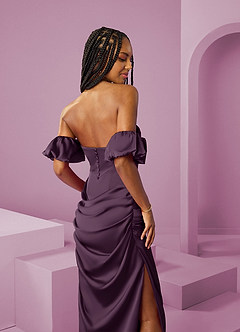 Barbie ♥ Azazie Jurken voor bruidsmeisjes Converteerbaar Jurk van Stretch Satijn met Kolom Off the Shoulder Pruim image8