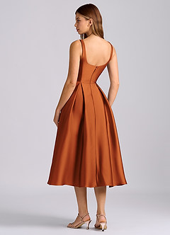 Azazie Amalie Abiti da Damigella Abito A-Line in Raso Elasticizzato Plissettato Cannella image5