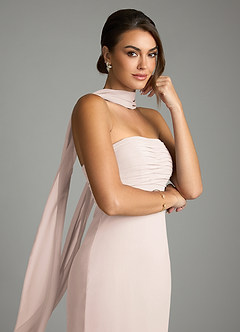 Azazie Saylor Brudtärnklänningar Klä av Sjöjungfru i Chiffong Axelbandslös Rosenblad image2