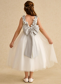 Azazie Lilli Robe Demoiselle D'honneur Fillette Robe Trapèze en Tulle Arc Ivoire Givre image2