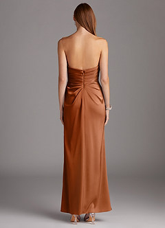 Azazie Lexie Venta Final Vestido de Cobre de Satén Elástico de Corte Recto Convertible con Sin tirantes image3