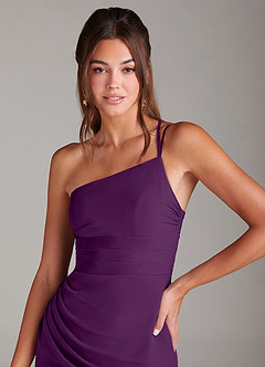 Azazie Eren Vestidos de damas de honor Vestido de Uva de Gasa de Corte Recto con Hombro unilateral image6