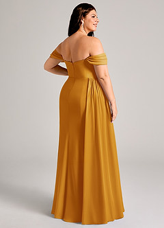 Azazie Amyra Robes de demoiselle d'honneur Robe Fourreau Convertible en Mousseline de soie Épaule décolletée Caramel écossais image14