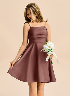 Azazie Miko Junior A라인 주름진 스트레치 새틴 미니 주니어 신부 들러리 드레스 image4