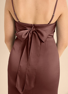 Azazie Mai Junior Robe Trapèze en Satin extensible Encolure en Forme de Cœur Expresso image6