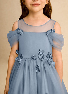 Azazie Juni Flower Girl Dresses Dusty Blue Ball-Gown Pleated Tulle Dress image9