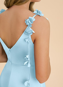 Azazie Gumdrop Junior Vestido de Azul Cielo de Satén Elástico de Imperio con Plisado image6