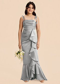 Azazie Ryan Junior Vestido de Plata de Satén Elástico de Corte Recto con Lazo image6