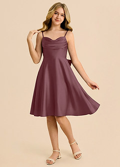 Azazie Bear Junior Robe Trapèze en Satin extensible Encolure en Forme de Cœur Sangria image3