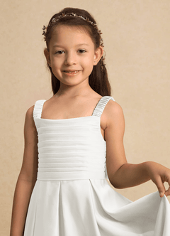 Azazie Kat vestidos de niña de las flores Vestido de Diamante Blanco de Satin Mate de Corte En A con Plisado image3