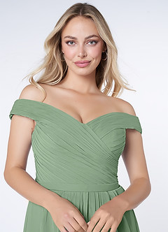 Azazie Audrianna Vestidos de damas de honor Vestido de Matcha de Gasa de Corte en A Convertible con Hombros descubiertos image5