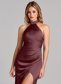 Azazie Karlotta Robes de demoiselle d'honneur Robe Fourreau en Satin extensible Plissé Sangria image6