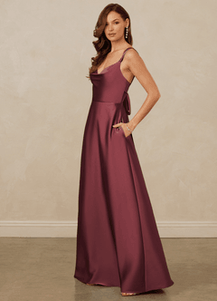 Christian Siriano Bridal for Azazie 1001 Robes de demoiselle d'honneur Robe Trapèze en Satin extensible Encolure en Forme de Cœur Merlot image4