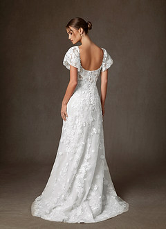 Azazie Vivienne Wedding Dresses Diamond White A-Line Sweetheart Lace Dress image7