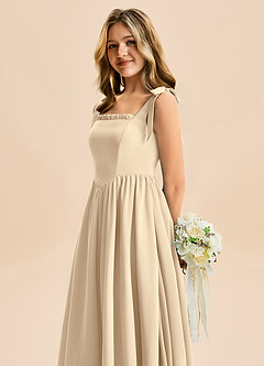 Azazie Delia Junior Abito A-Line in Chiffon Fiocco Champagne image7