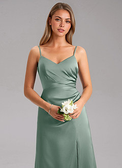 Azazie Azuree Essayer des robes à la maison Robe Trapèze en Satin extensible Plissée Eucalyptus image8