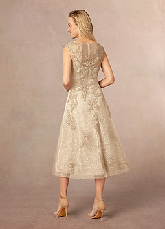 Azazie Flynn Mère de la mariée Robes Robe Trapèze en Tulle Col bateau dentelle Champagne image3