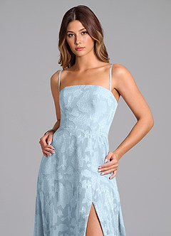 Azazie Wren Vestidos de damas de honor Vestido de Azul Cielo de Devorado Floral de Corte en A con Sin tirantes image2
