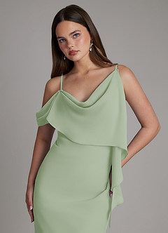Azazie Yura Vestidos de damas de honor Vestido Salvia Polvorienta de Gasa de Corte Sirena con Hombros descubiertos image2