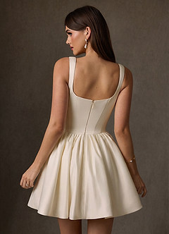 Azazie Saverina Vestidos de novia Vestido de Champán de Satén de Corte en A con Con bolsillos image6