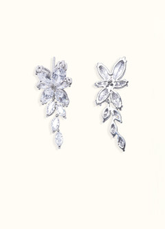 front Aretes Colgantes Tipo Hoja Floral Con Diamantes De Imitación