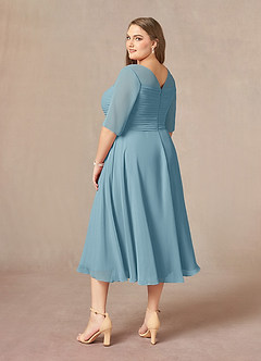 Azazie Naomi Abiti per la Madre della Sposa Abito A-Line in Chiffon Plissettato con Scollo a Barca Blu Lunatico image13