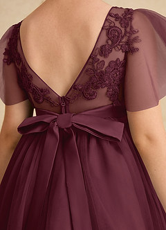 Azazie Queenie Robe Demoiselle D'honneur Fillette Robe Trapèze en Dentelle Cabernet image6
