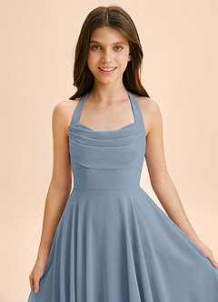 Azazie Kady Junior Vestido de Azul Polvoriento de Gasa de Corte en A con Escote de Corazón image6