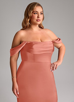 Azazie Saige Abiti da Damigella Abito Tubino in Raso Elasticizzato a Spalla Scoperta Salmone Rosa image14