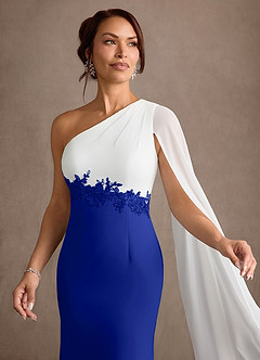 Azazie Alexandra vestidos de madre de la novia Vestido Azul Real de Crepé elástico de Corte Recto con Un hombro image6