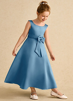 Azazie Eve Abiti da Ragazza di Fiori Abito A-Line in Raso Opaco Plissettato Blu Acciaio image3