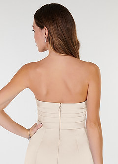 Azazie Yola Vestidos de damas de honor Vestido de Alabastro Blanco de Satén Elástico de Corte Recto Convertible con Cuello en V Plisado image7