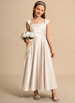 Azazie Bundle Junior Formal 플라워 걸 드레스 A라인 주름진 매트 새틴 발목 길이 드레스 image3