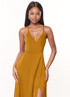 Azazie Maksim Robes de demoiselle d'honneur Robe Trapèze en Satin extensible Col en V Caramel écossais image5