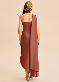 Azazie Briony Junior Vestido Castanho Aloirado de Cetim elástico de Bainha com Plissado image2