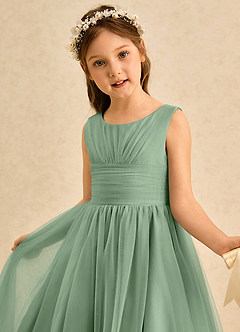 Azazie Macaron Robe Demoiselle D'honneur Fillette Robe Trapèze en Tulle Plissée Matcha image5