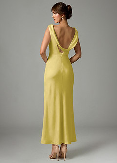 Azazie Kieryn Robes de demoiselle d'honneur Robe Sirène en Satin extensible Plissée Canari image5