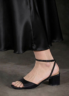 front Tocuri bloc cu șireturi la gleznă, decorate cu cristale și satin metalic