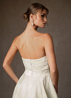 Azazie Tallulah Vestidos de novia Vestido de Blanco Antiguo de Jacquard Floral de Corte en A con Sin tirantes image5