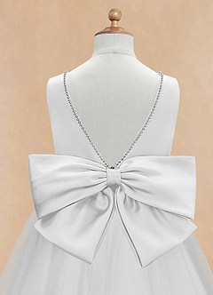 Azazie Sarina Robe Demoiselle D'honneur Fillette Robe Trapèze en Tulle Arc Blanc De Diamant image9