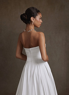 Azazie Alta Kleider zum Anprobieren zu Hause A-Linie Schulterfrei Stretch-Satin Kleid Diamantweiß image11