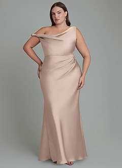 Azazie Emerson Vestidos de damas de honor Vestido Rosa Inglesa de Satén Elástico de Corte Sirena con Hombros descubiertos image8