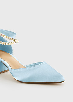 front Tacones de bloque con punta en punta, satén mate, perla y lazo en color a juego