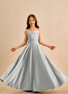 Azazie Coconut Girls Formal Robe Demoiselle D'honneur Fillette Robe Trapèze en Satin extensible Plissée Argent image5