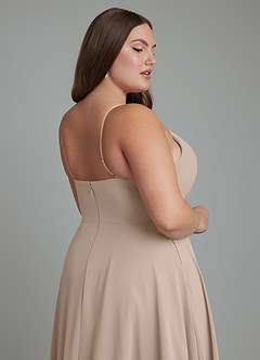 Azazie Amani Robes de demoiselle d'honneur Robe Trapèze en Mousseline de soie Plissé Taupe image13