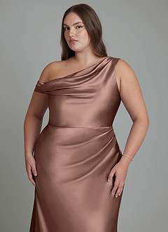 Azazie Emerson Jurken voor bruidsmeisjes Jurk van Metaalachtig Satijn met Zeemeermin Off-shoulder Espresso image5