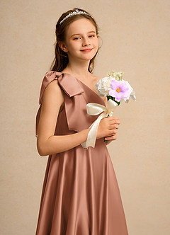 Azazie Guppy Junior Formal Flower Girl Klänningar Klä A-Line i Matt satäng Ena axeln image6