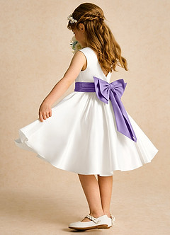 Azazie Sosie vestidos de niña de las flores Vestido de Marfil Tahití de Satin Mate de Corte En A con Plisado image4