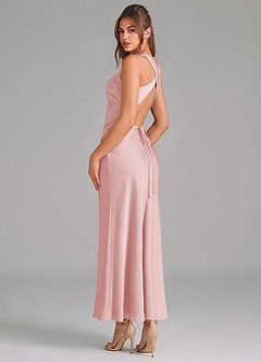 Azazie Evadne Vestidos de damas de honor Vestido de Rosa Empolvado de Satén Elástico de Corte Recto con Plisado image2