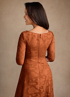 Azazie Durant Abiti per la Madre della Sposa Abito A-Line in Burnout Floreale Plissettato Arancia Bruciata image5